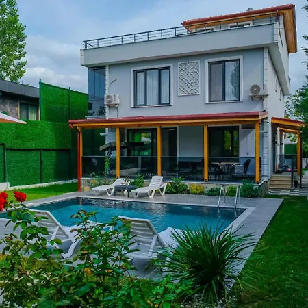 Villa Ikiz *